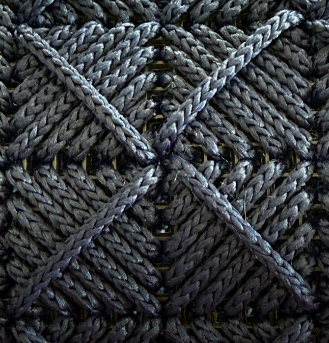 Bold Diamond pattern